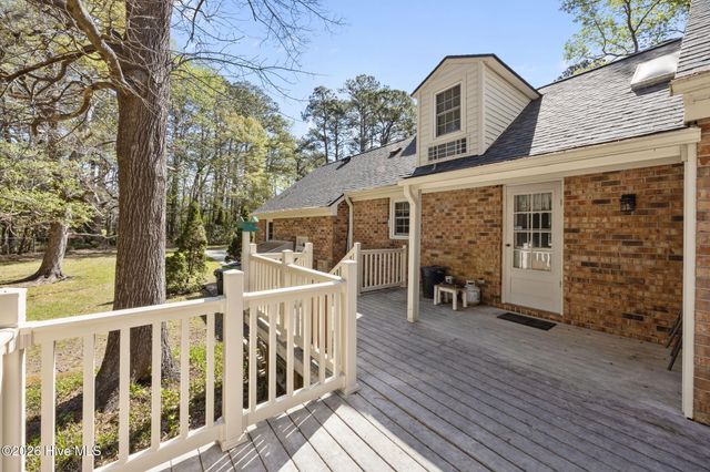 904 Hidden Drive, New Bern, NC 28562