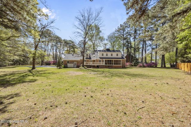 904 Hidden Drive, New Bern, NC 28562