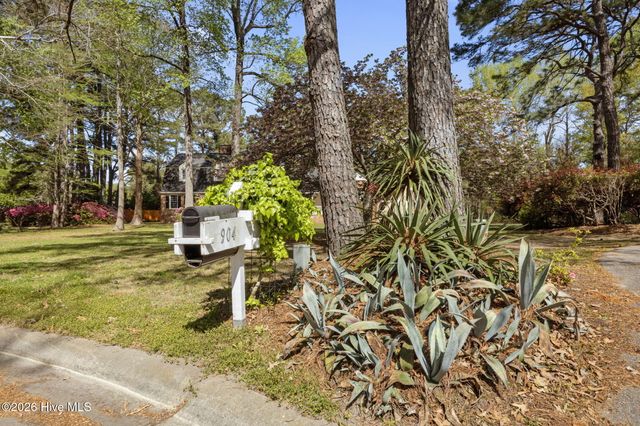 904 Hidden Drive, New Bern, NC 28562