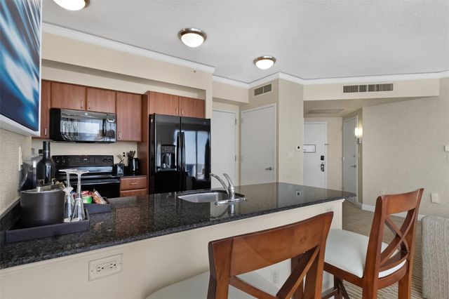 18001 Collins Avenue 2614, Sunny Isles Beach, FL 33160