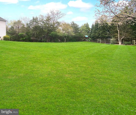 6109 OAKENGATE WAY, Centreville, VA 20120