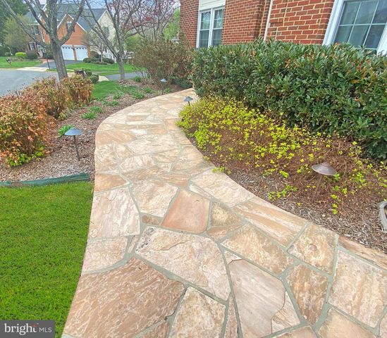 6109 OAKENGATE WAY, Centreville, VA 20120