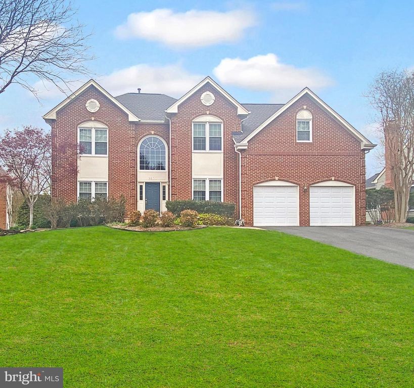 6109 OAKENGATE WAY, Centreville, VA 20120