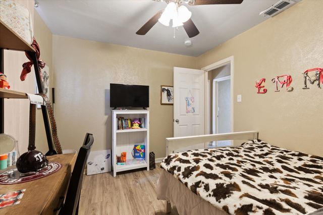 312 Solti Dr, Longview, TX 75605