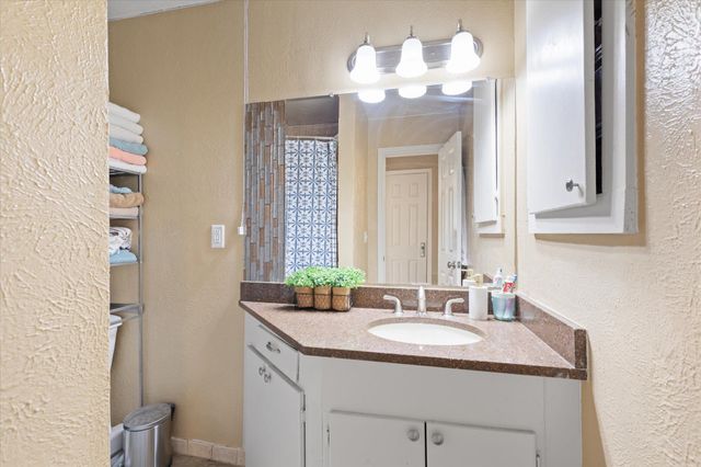 312 Solti Dr, Longview, TX 75605