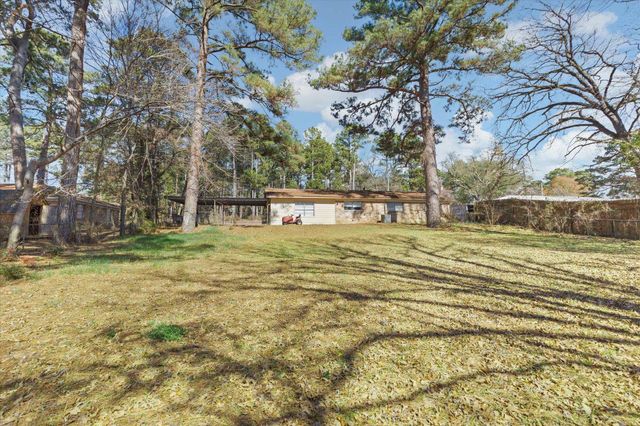 312 Solti Dr, Longview, TX 75605