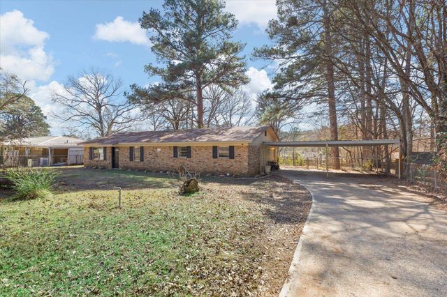 312 Solti Dr, Longview, TX 75605