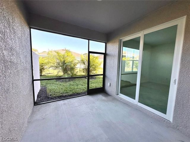 9083 Leatherwood LOOP, Lehigh Acres, FL 33936