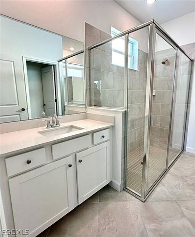 9083 Leatherwood LOOP, Lehigh Acres, FL 33936