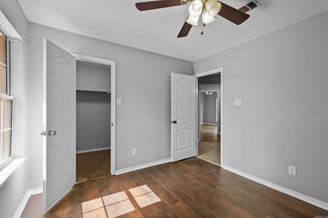 2125 Maplewood Drive, Conway, AR 72032