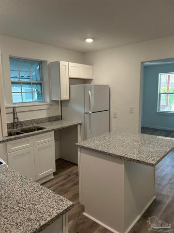 911 W Government St, Pensacola, FL 32502