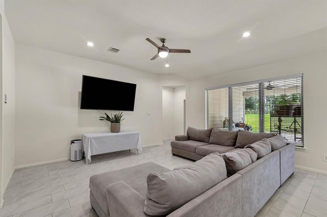 113 Whelan Lane, New Waverly, TX 77358