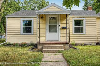 705 Ridgewood Avenue, Lansing, MI 48910