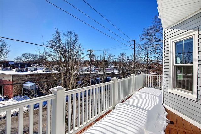 17 Pidge Avenue 2, Pawtucket, RI 02906