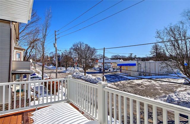 17 Pidge Avenue 2, Pawtucket, RI 02906