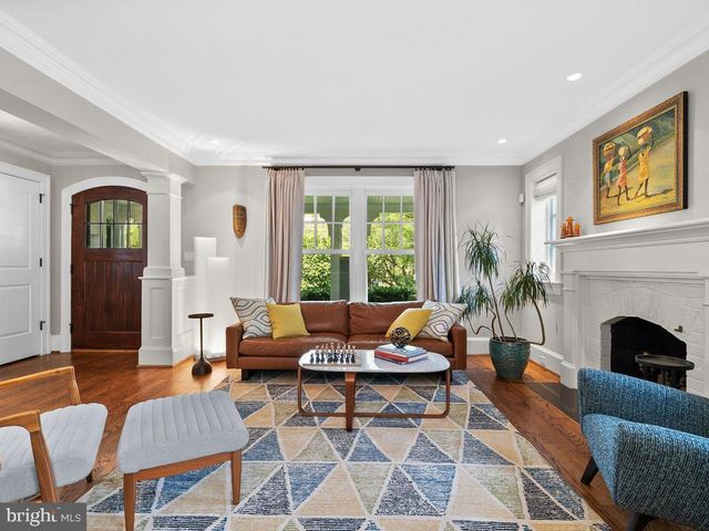 4400 ELM ST, Chevy Chase, MD 20815