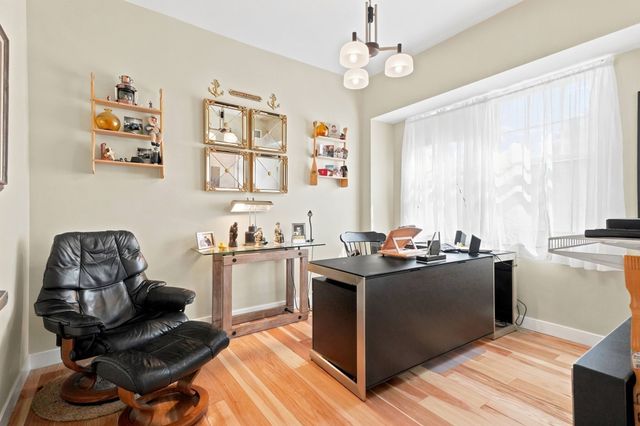 550 Pleasant St 201, Winthrop, MA 02152