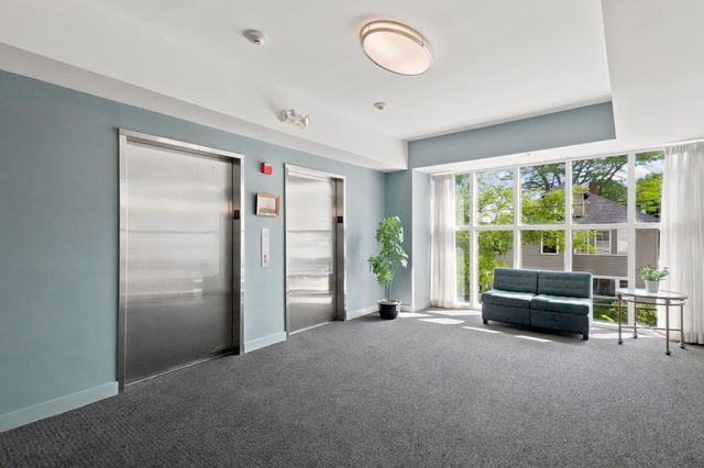 550 Pleasant St 201, Winthrop, MA 02152