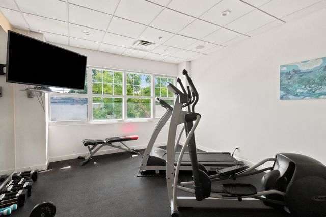 550 Pleasant St 201, Winthrop, MA 02152