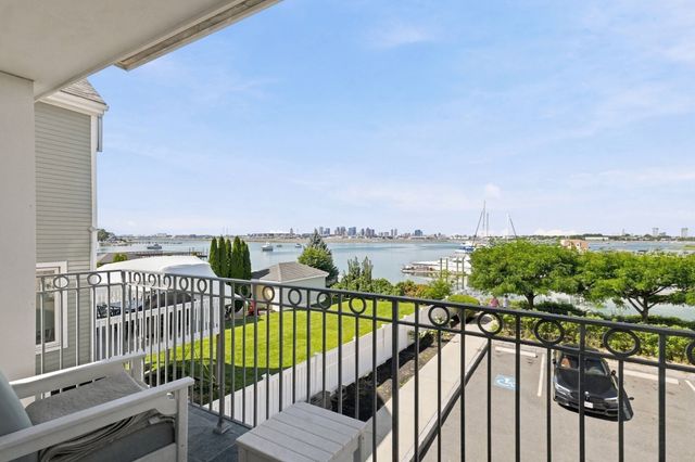 550 Pleasant St 201, Winthrop, MA 02152
