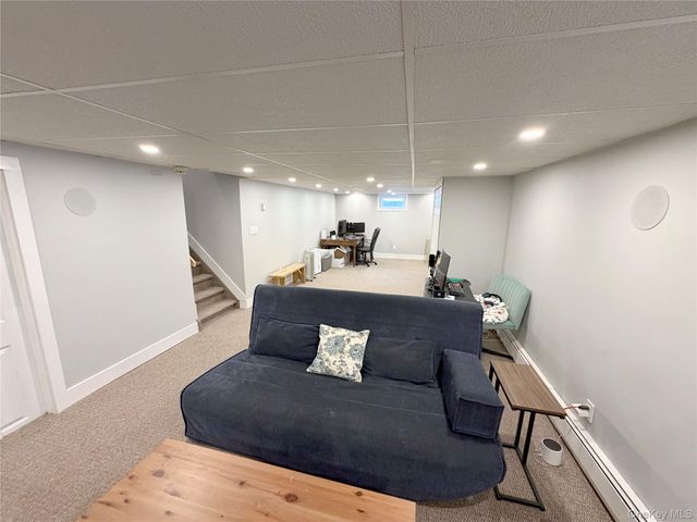 22 Berkshire Road, West Babylon, NY 11704