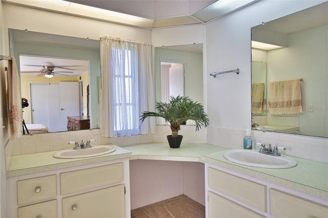 311 ROBALO, North Port, FL 34287