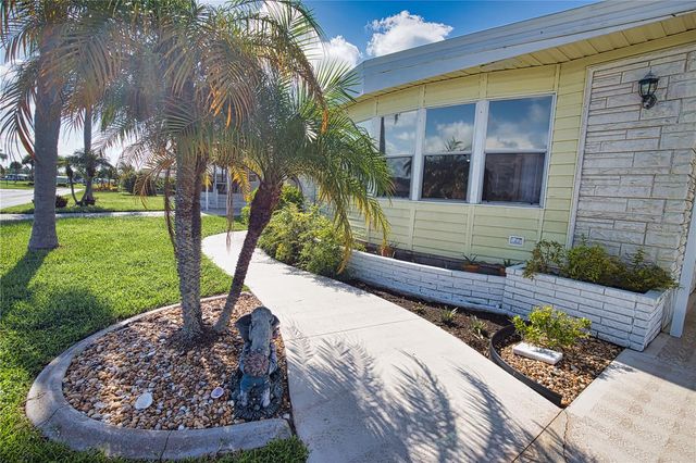 311 ROBALO, North Port, FL 34287