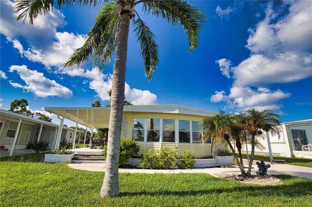 Image 3 of property listing at 311 ROBALO, North Port, FL 34287