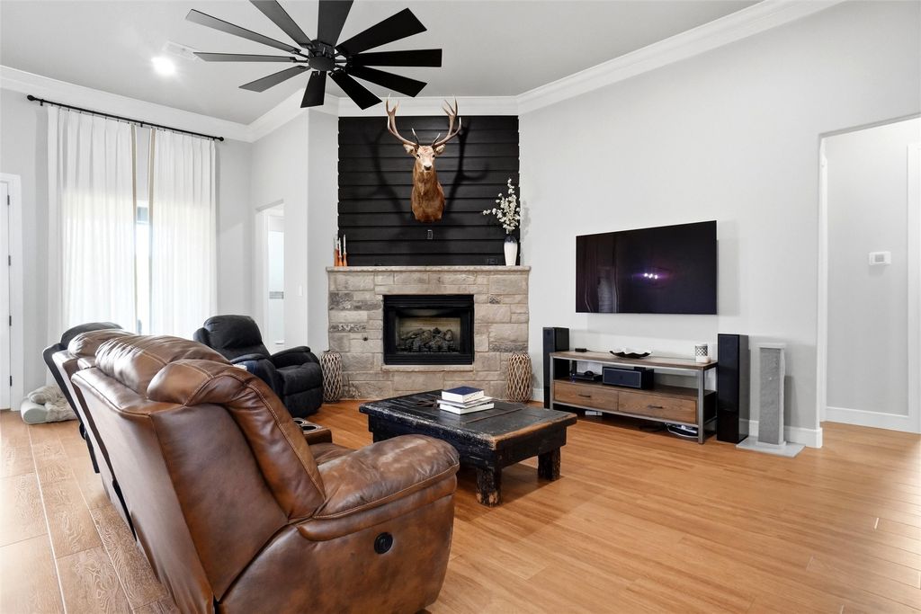 1015 Louise Lane, Weatherford, TX 76087 — photo 5