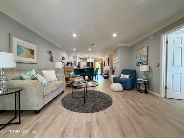 7 ARBOR CLUB Drive 211, Ponte Vedra Beach, FL 32082