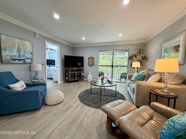 7 ARBOR CLUB Drive 211, Ponte Vedra Beach, FL 32082