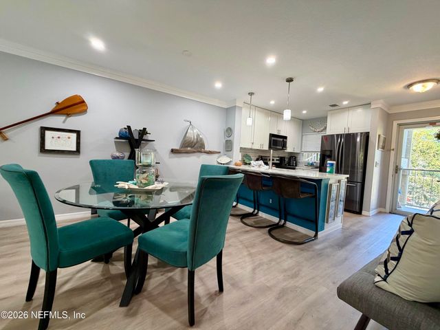 7 ARBOR CLUB Drive 211, Ponte Vedra Beach, FL 32082