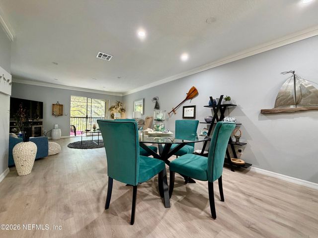 7 ARBOR CLUB Drive 211, Ponte Vedra Beach, FL 32082