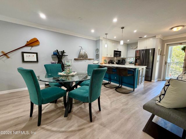 7 ARBOR CLUB Drive 211, Ponte Vedra Beach, FL 32082