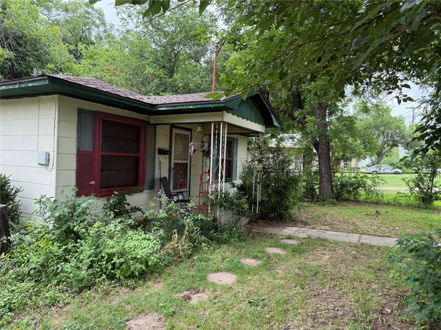 317 Hurt Street, Dublin, TX 76446