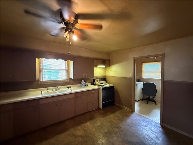 317 Hurt Street, Dublin, TX 76446