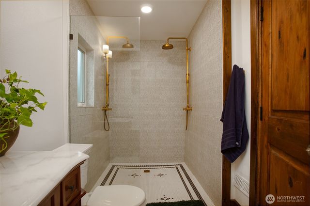 13101 Olalla Valley Road SE, Olalla, WA 98359