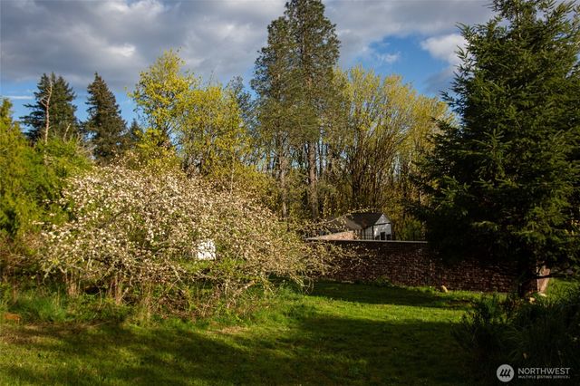 13101 Olalla Valley Road SE, Olalla, WA 98359