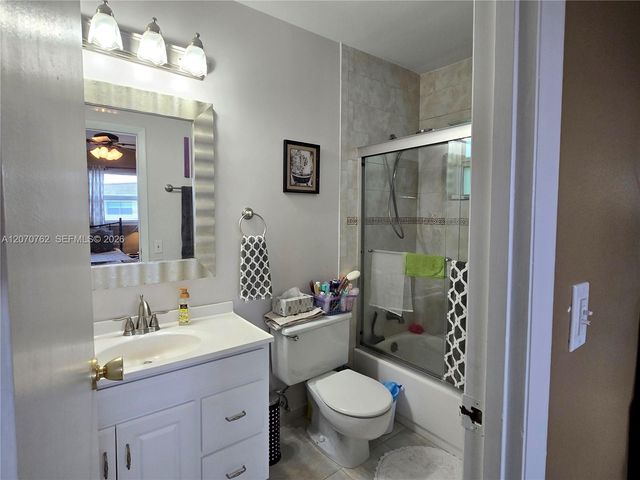 3405 NW 48th Avenue 601, Lauderdale Lakes, FL 33319