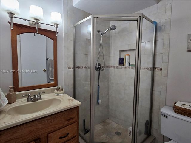 3405 NW 48th Avenue 601, Lauderdale Lakes, FL 33319