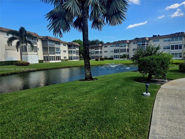 3405 NW 48th Avenue 601, Lauderdale Lakes, FL 33319