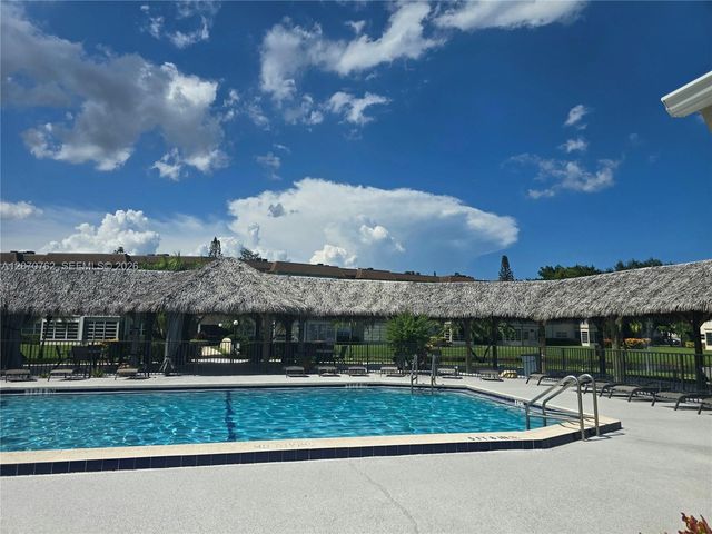 3405 NW 48th Avenue 601, Lauderdale Lakes, FL 33319
