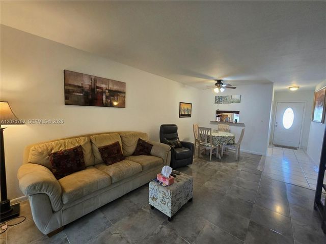 3405 NW 48th Avenue 601, Lauderdale Lakes, FL 33319