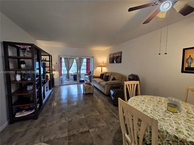 3405 NW 48th Avenue 601, Lauderdale Lakes, FL 33319