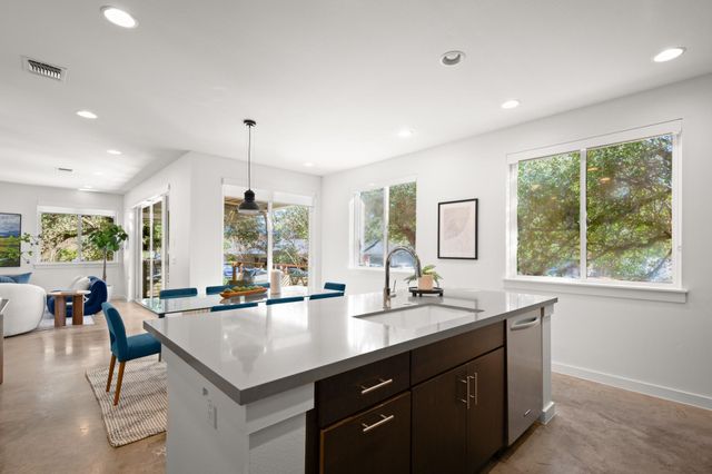 4111 Spicewood Springs RD 1, Austin, TX 78759