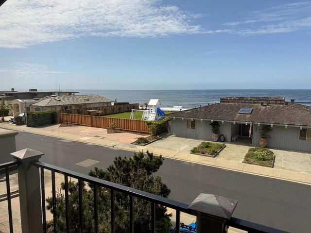 877 Via Gaviota, Aptos, CA 95003