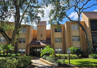 4411 SHADY TERRACE LANE 302, Tampa, FL 33613