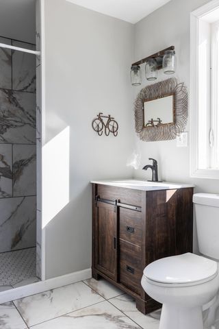 82 Angus Drive, Johnson, VT 05656