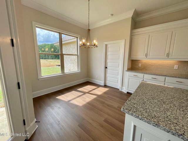 425 Aurora Circle, Canton, MS 39046
