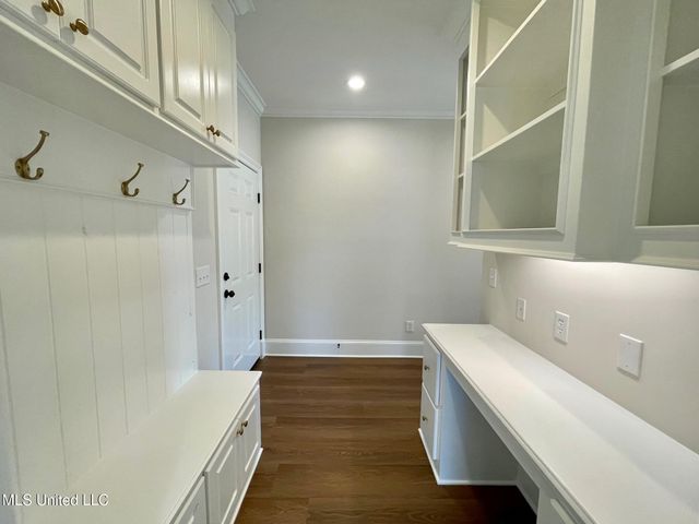 425 Aurora Circle, Canton, MS 39046